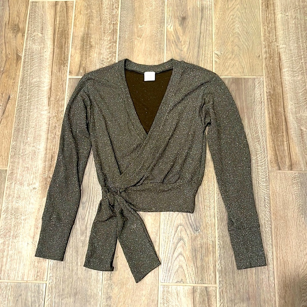 Good Luck Gem Shine Surplus Neck Long Slv with Faux Side Tie